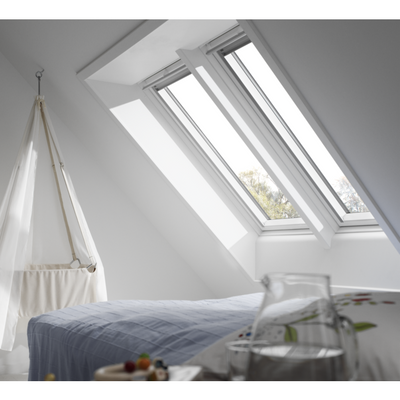VELUX GGL CK02 2068 Triple Glazed Rain Noise Reduction White Painted Centre-Pivot Window (55 x 78 cm)