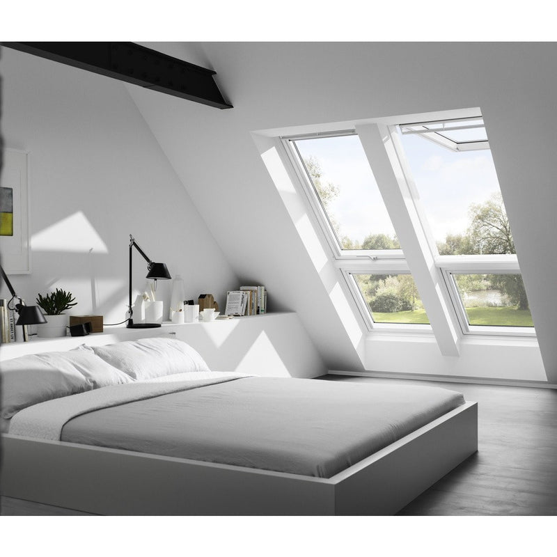 VELUX GPL MK08 2070 White Painted Top-Hung Window (78 x 140 cm)