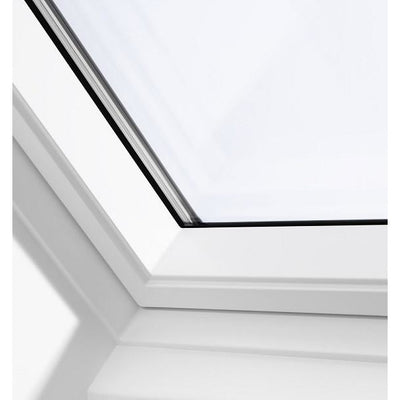 VELUX GGU FK08 0068 Triple Glazed Rain Noise Reduction White Polyurethane Centre-Pivot Roof Window (66 x 140 cm)