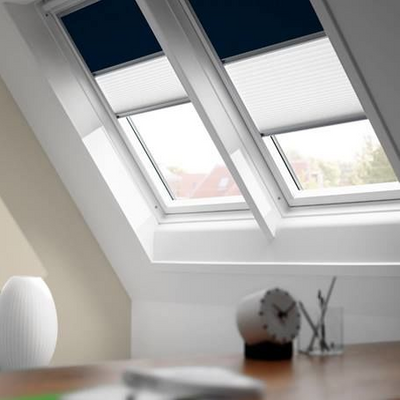 VELUX DFD MK04 1025 Duo Blackout and Pleated Blind - White & White