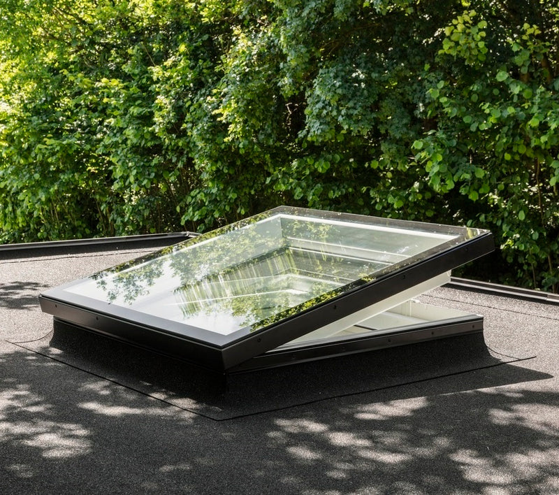 VELUX CVU 120090 S06Q Electric Flat Glass Rooflight Package with Triple Glazing (120 x 90 cm)